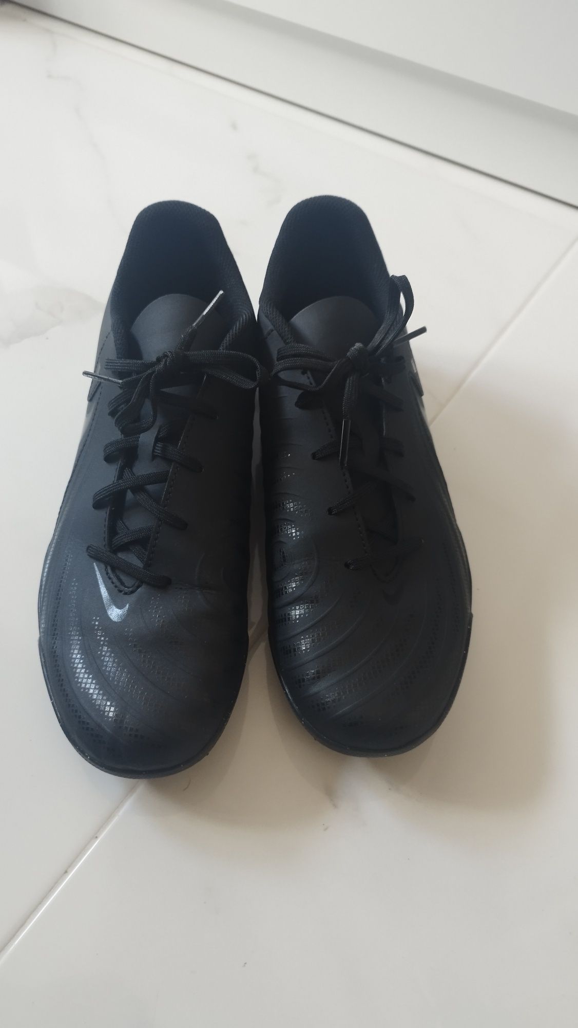 Chuteira Nike Phantom GX 2 Club