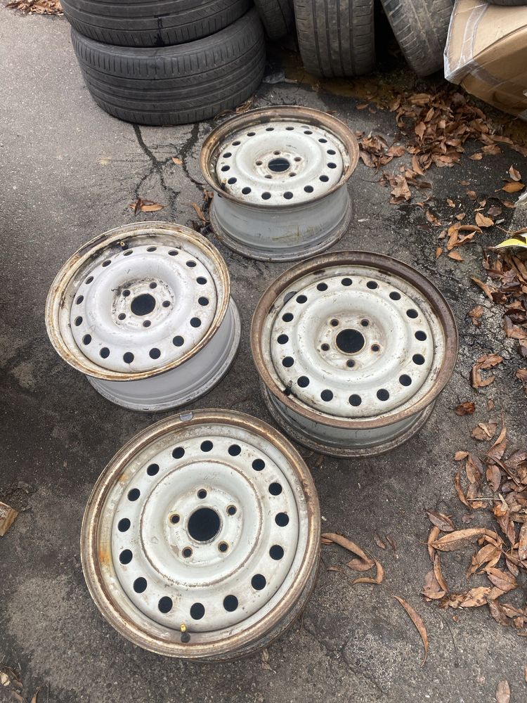 Продам диски R15 Газ-3110