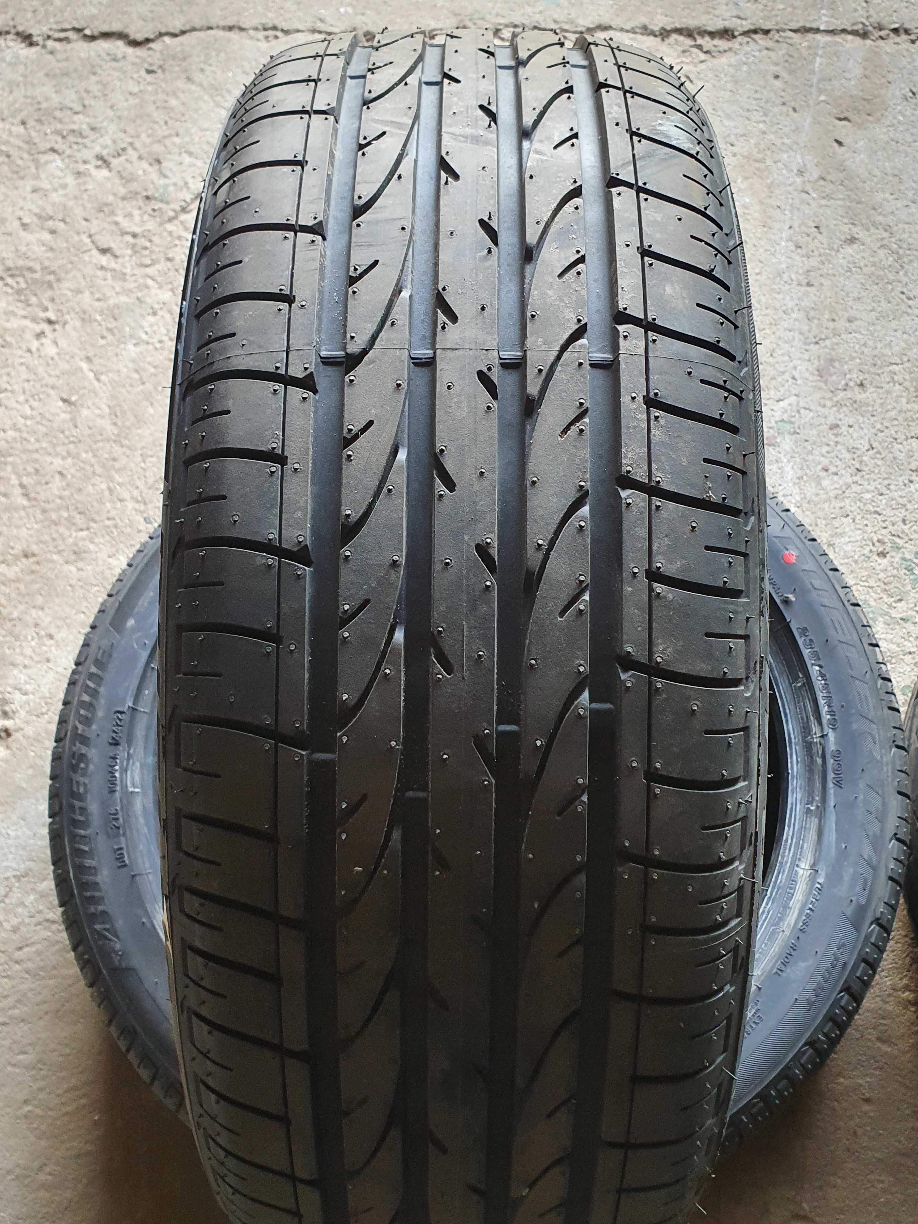 Opony 235/45 R19 Bridgestone jak NOWE 7-8mm 2022r