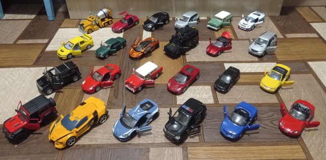 Машинки , масштабные модели 1/36, 1/38 1/43 Кинсмарт Kinsmart, игрушки