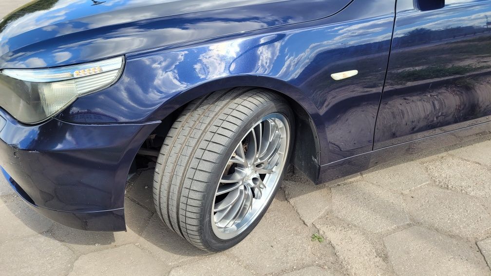 Sprzedam zadbane BMW e60 525i