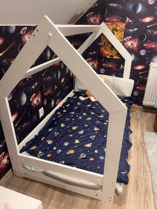 Sprzedam łóżeczko typu domek