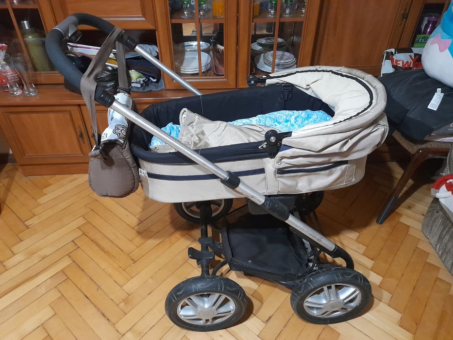 Коляска дитяча бу