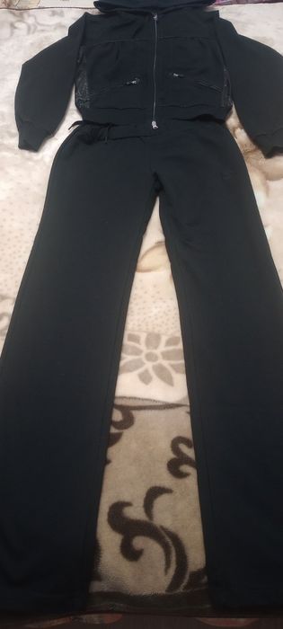 Жіночий спортивний костюм 300 грн