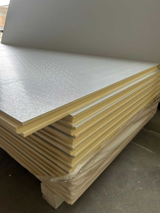 Płyta PIR AGRO AL 40mm 120x240cm na pióro-wpust - budynki inwentarskie
