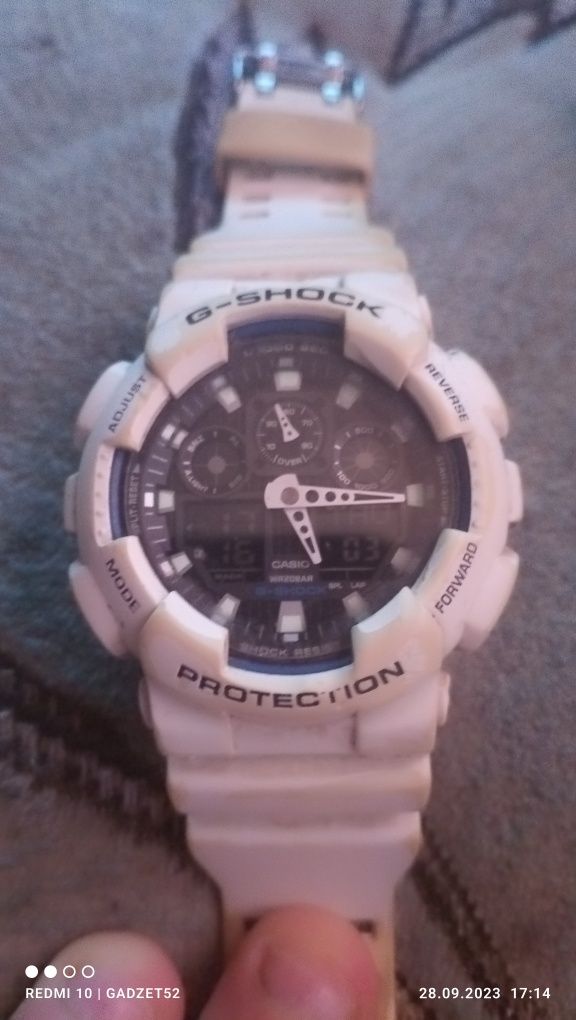 Casio GA-100B-7AER