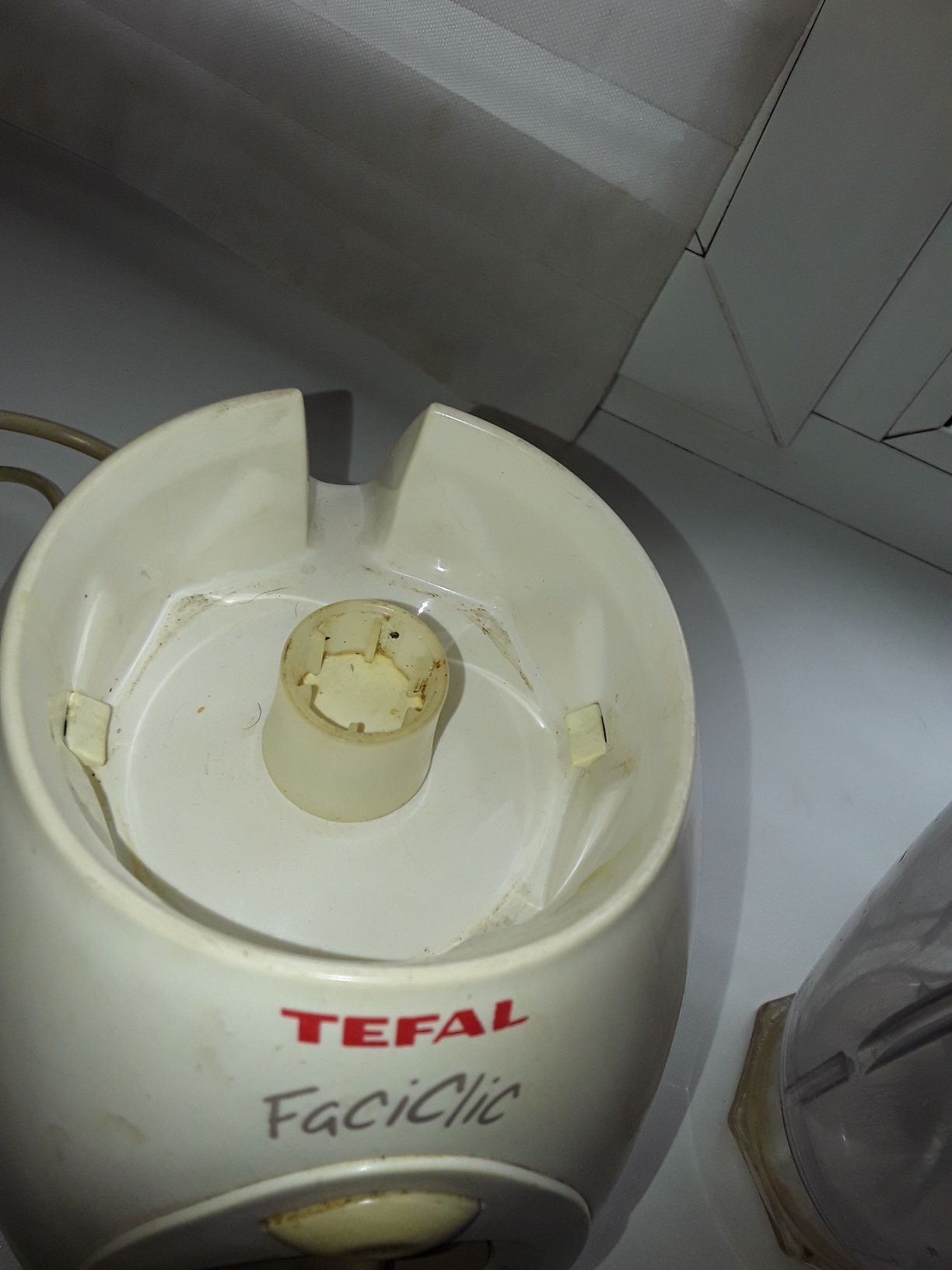 Бленедр Tefal на запчасти,мотор рабочий