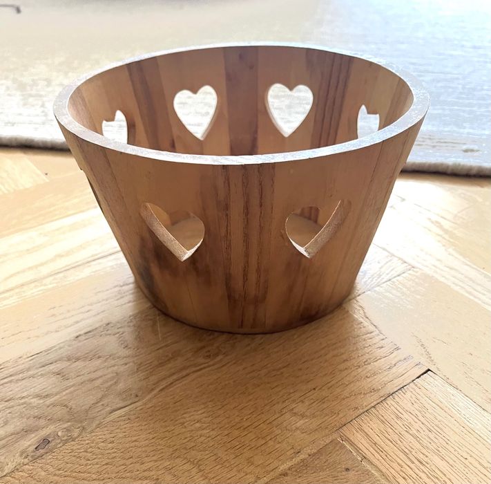 Drewniane pudełko serduszka
