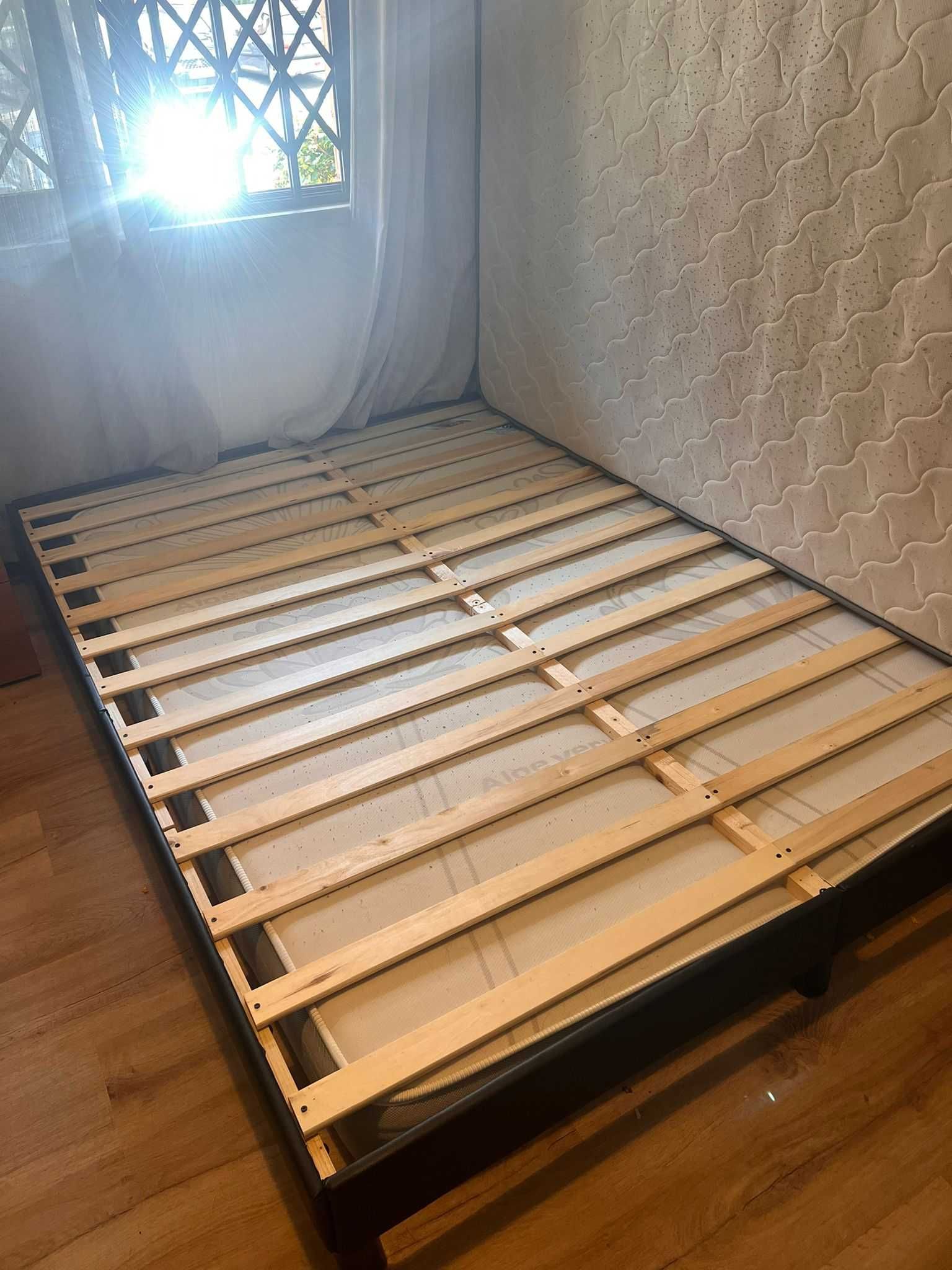 Estrutura / Base de cama 160x200 cm couro artificial preto