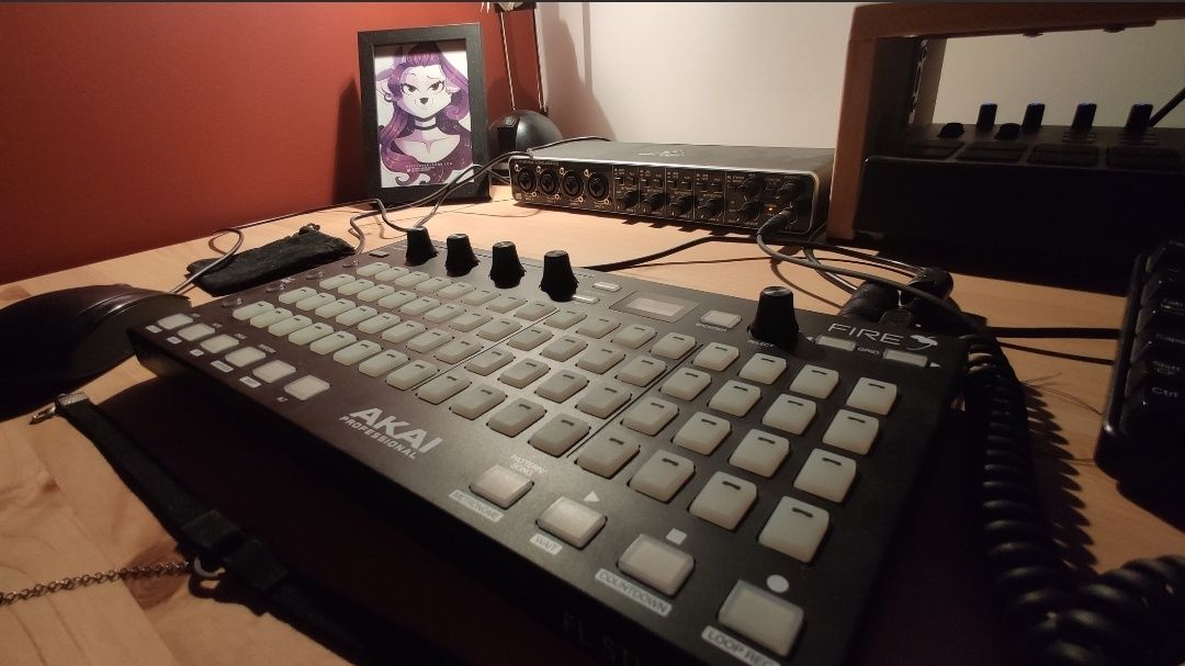 Kontroler MIDI Akai Fire