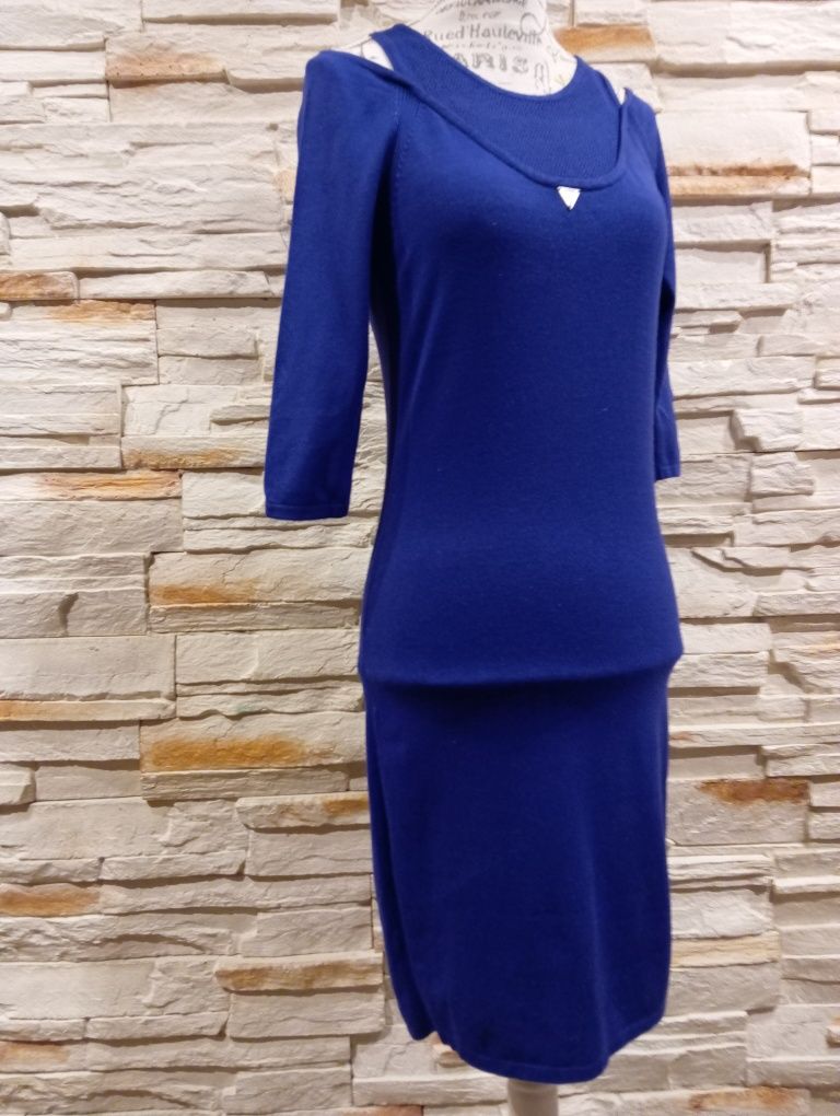 Kobaltowa swetrowa sukienka Guess r.36.  W.B.M