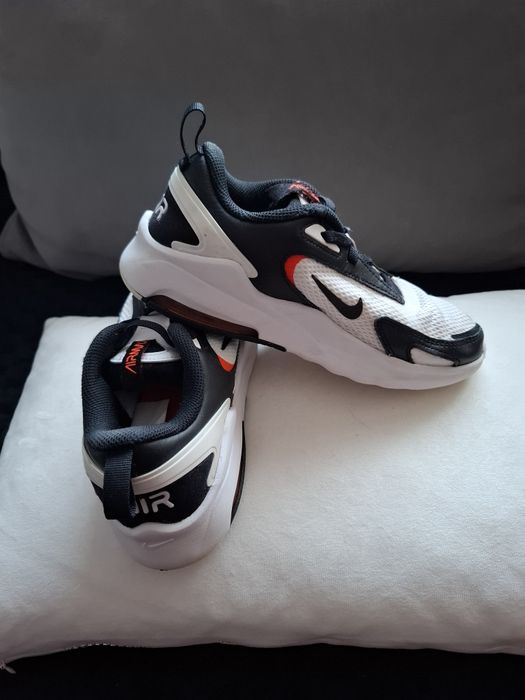 Buty Sneakersy NIKE Air Max BOLT rozm. 35
NIKE AIR MAX BOLT (