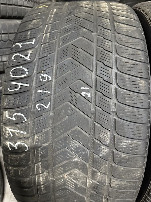 315/40/21 Pirelli