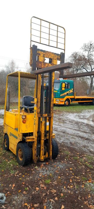 Wózek widłowy rak Suchedniów książka UDT silnik C330 Ursus