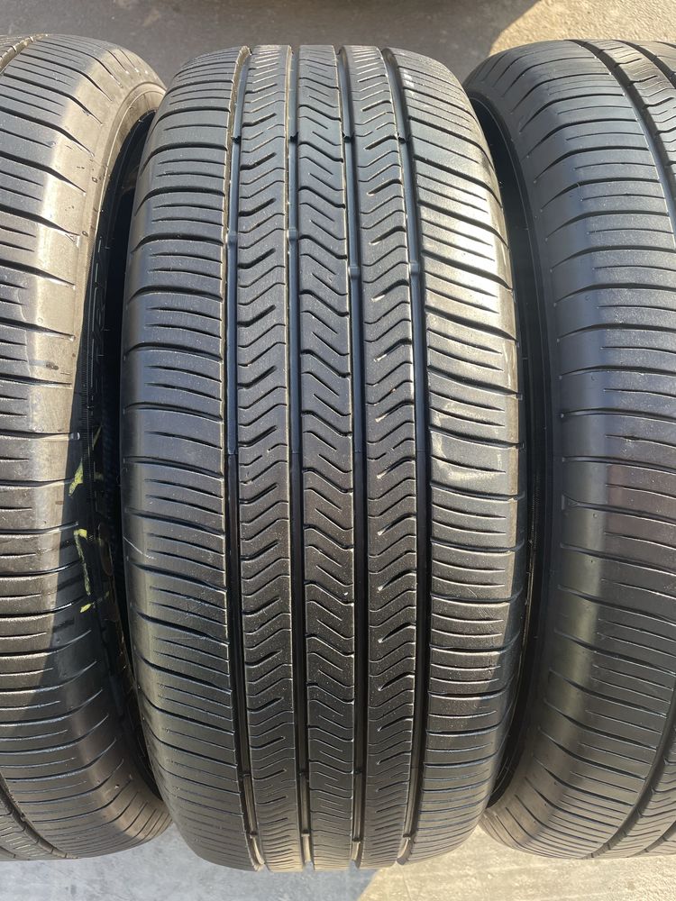 235/55/20 toyo open country a44