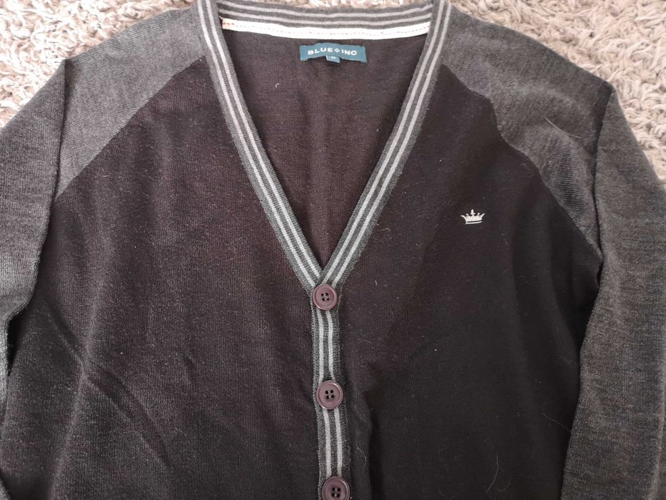 Męski sweter zapinany w serek M