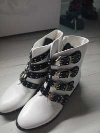 Sprzedam buty rozmiar 39 nowe