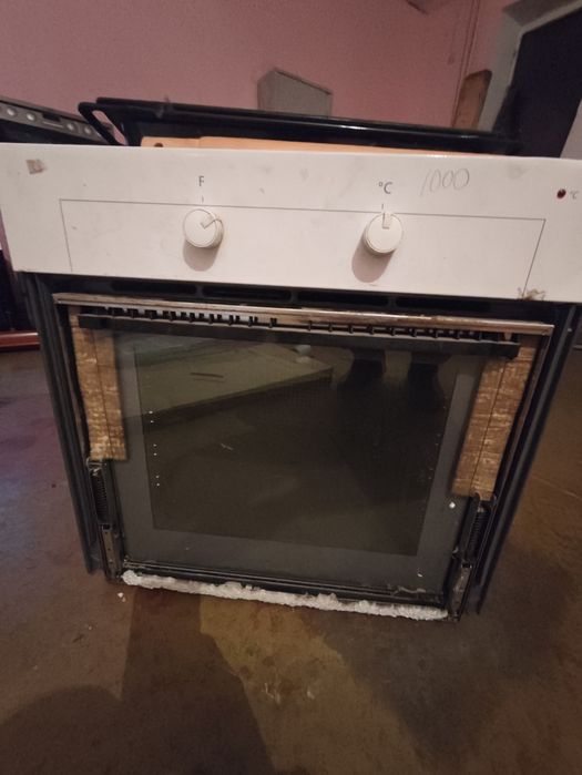Піч духовий шкаф