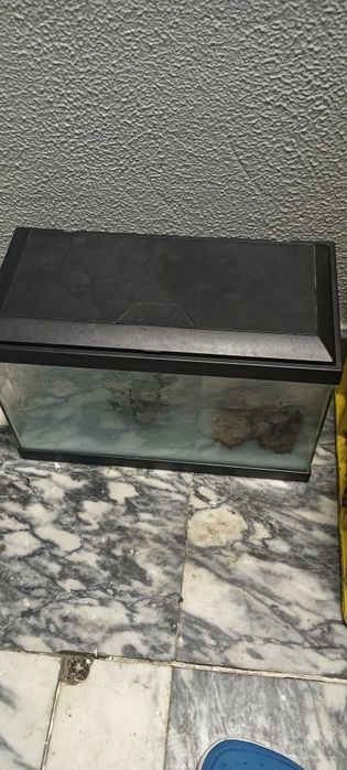 Vendo aquário em bom estado