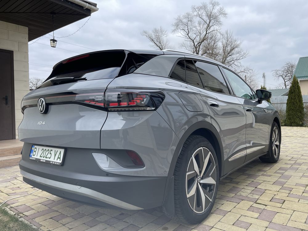 Volkswagen ID4  pro lite 2023 р , є зимня  резина