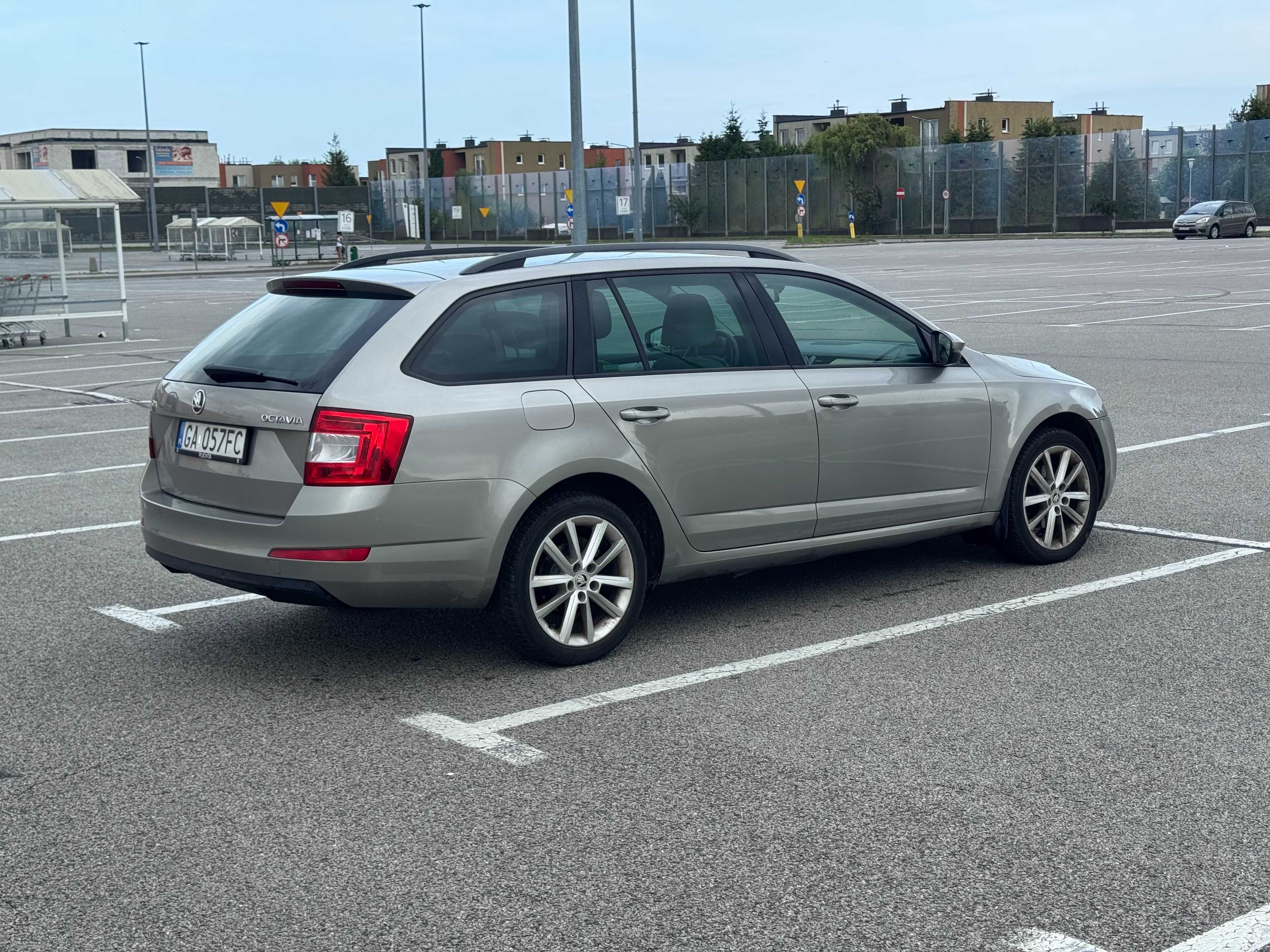 Skoda Octavia Combi 2.0 Tdi Elegance, 150 KM, manual