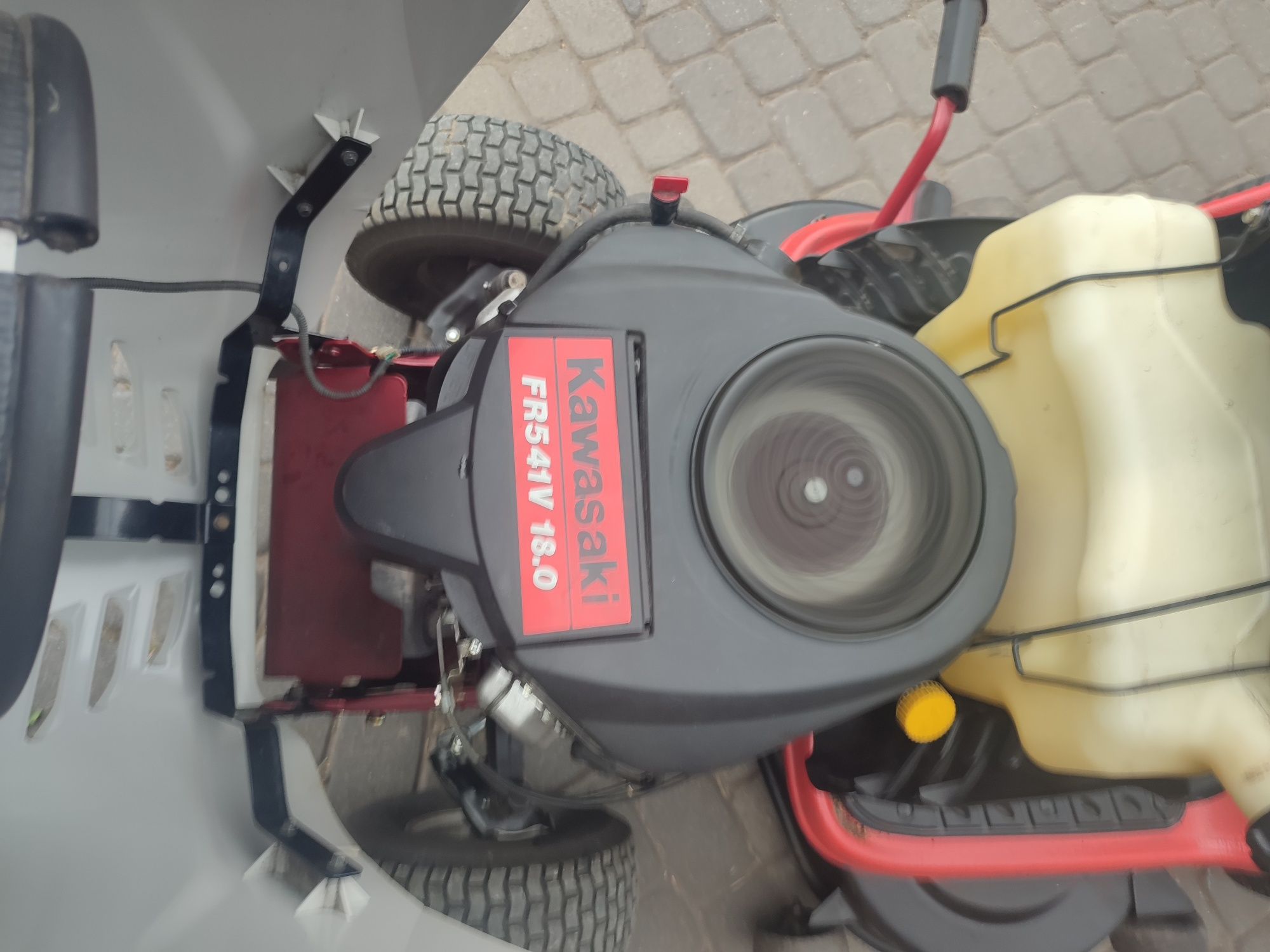 Kosiarka traktorek GutBrod 18 km V2 hydro