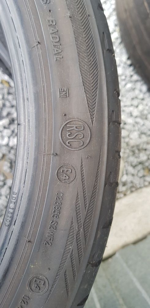 Opony letnie Bridgestone 2 sztuki 225/40/18 RSC