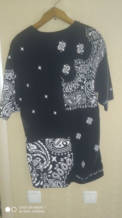 Продам футболку мужскую black island xl 44