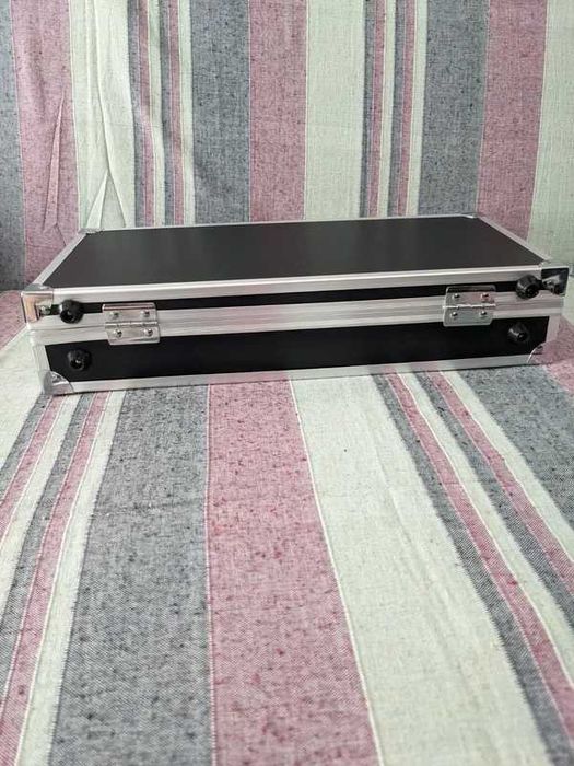 Mala de 12 Relógios - Portes incluídos