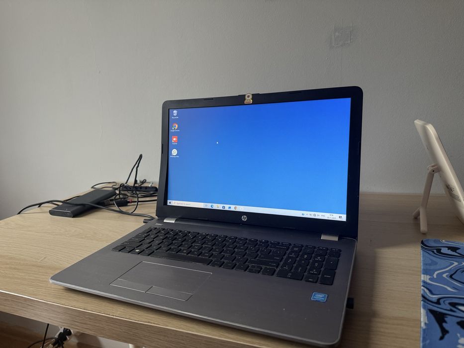 Laptop HP 250 G6