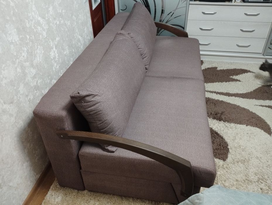 Диван "Отава" в гарному стані.