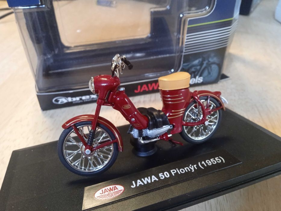 ABREX !/!8 Motorizada JAWA 50 Pionýr (1955)