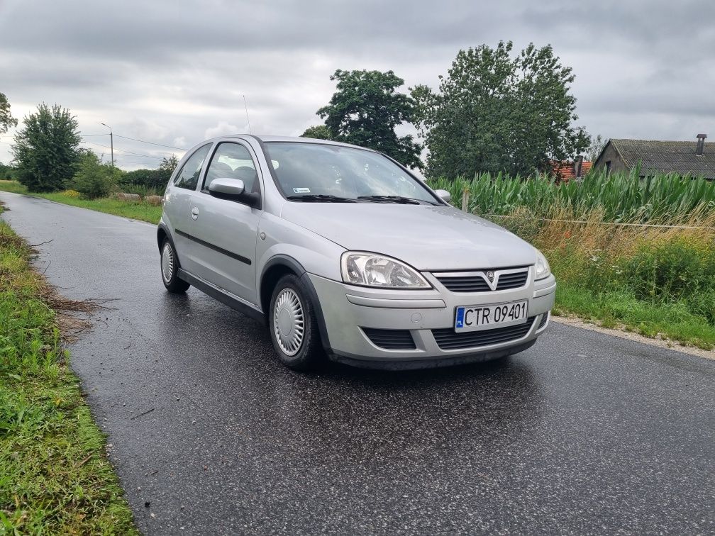 Opel Corsa C 1.0 benzyna