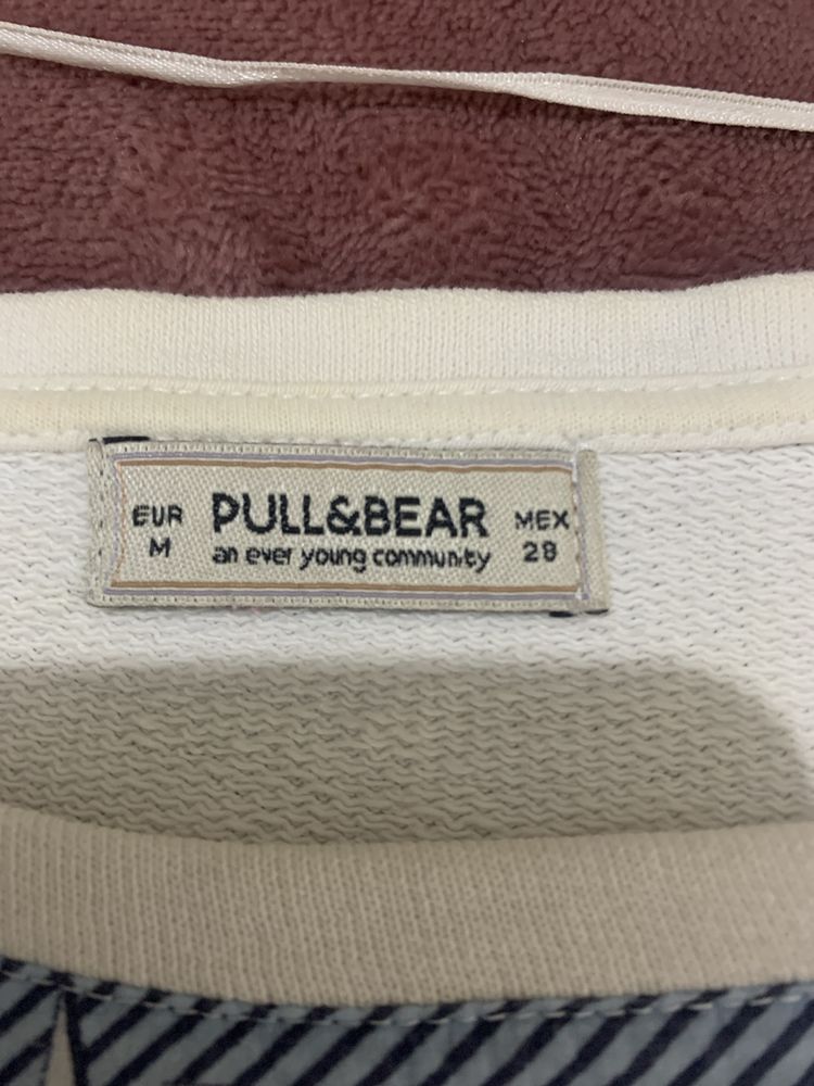 Camisola de malha de mulher “Pull&Bear” tamanho M creme com estampado