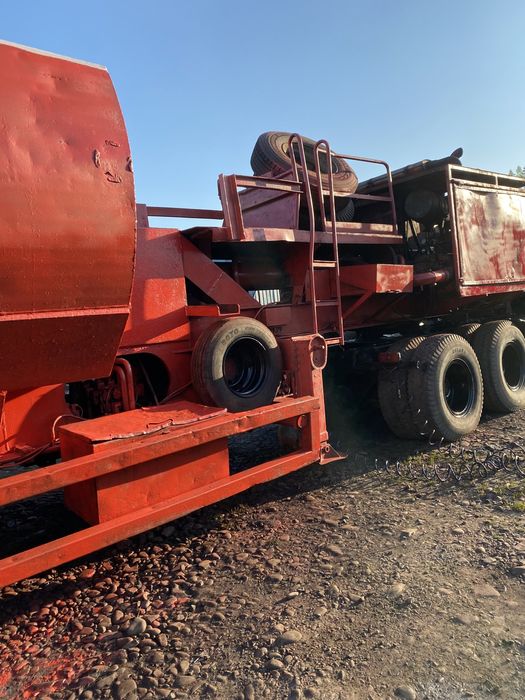 Прес-машина для металу