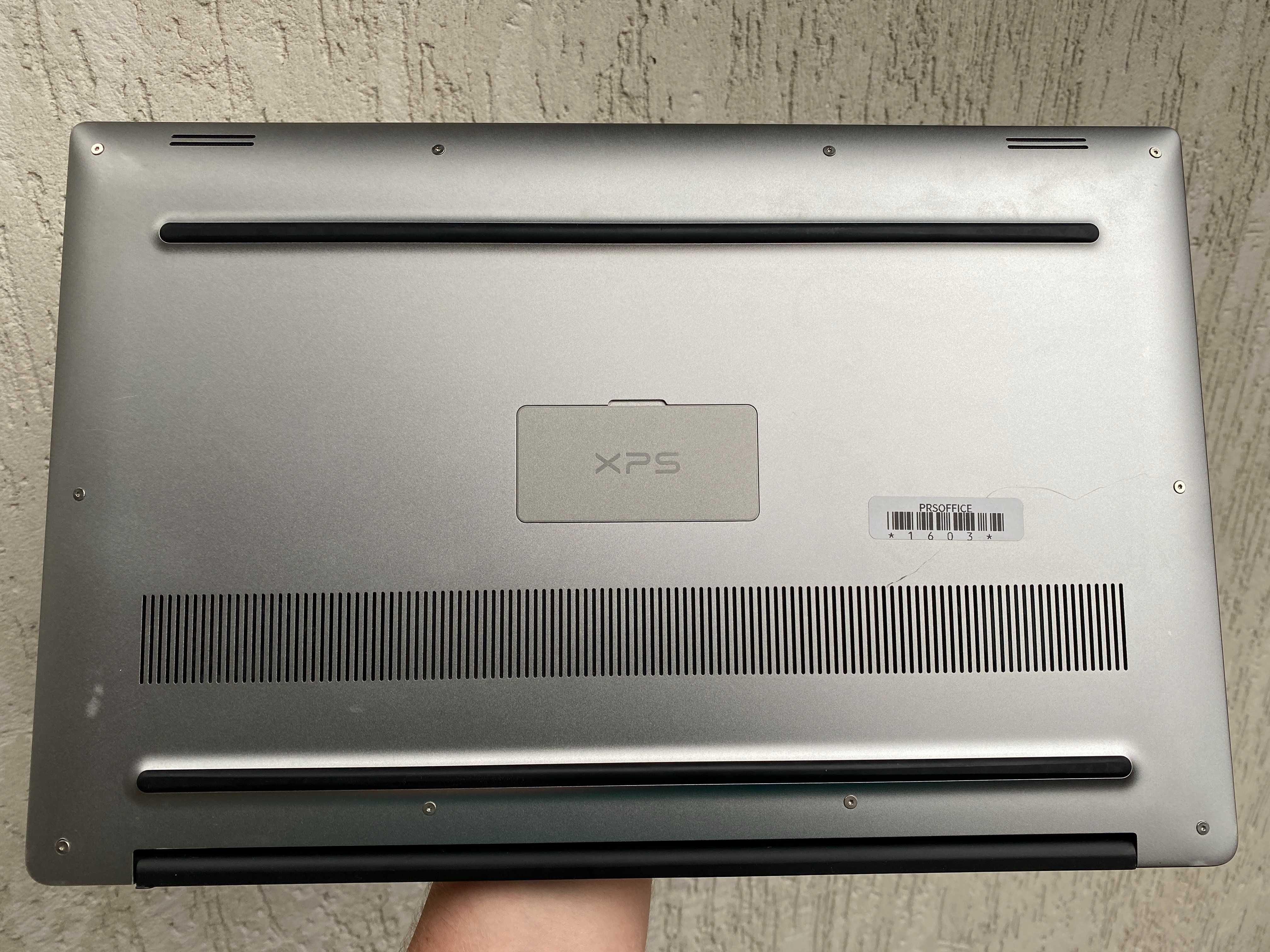 Безрамочний ноутбук для роботи та ігр DELL XPS 15 9550 NVIDIA GTX 960M