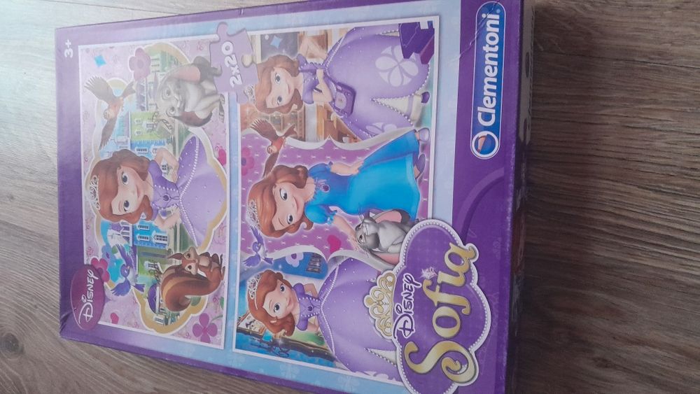Puzzle bajka Disney"Jej wysokość  Zosia" 2x20 elementów