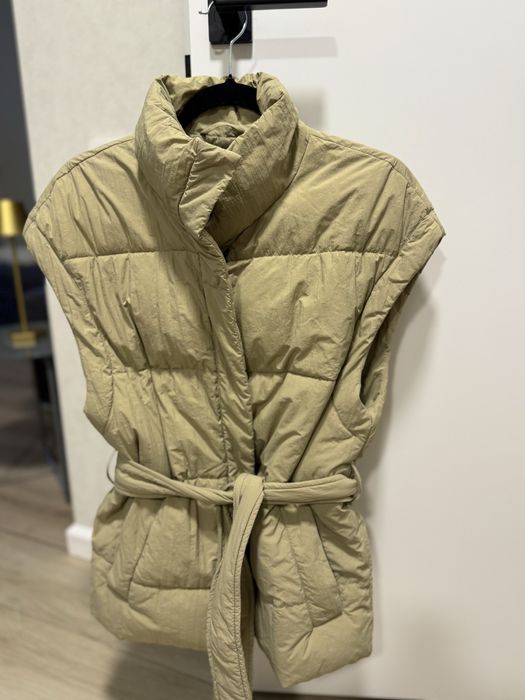 Жилетка тёплая Zara Massimo dutti стильная