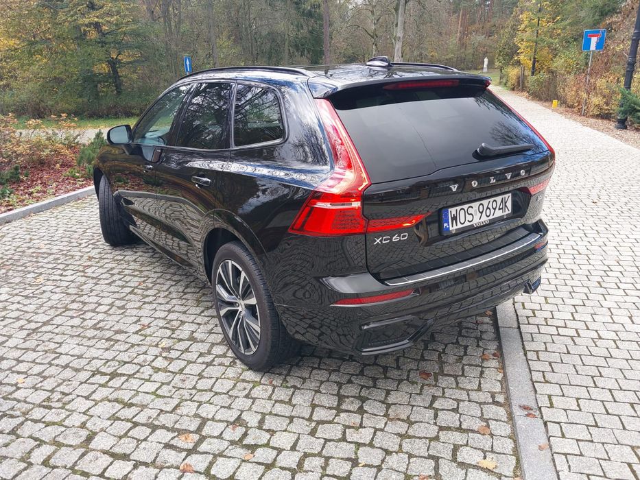 Volvo XC60 Plus Dark