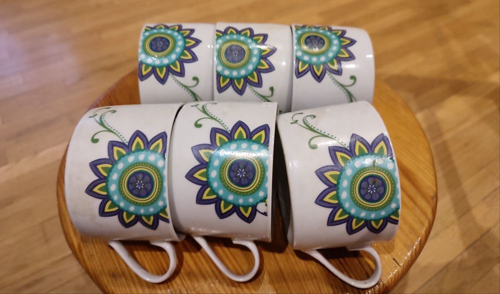 Посуда хорошая - договорная все читайте !