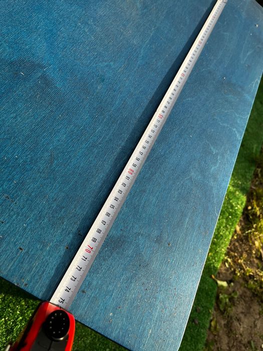 Stolik i krzesełka z półeczkami dla dzieci