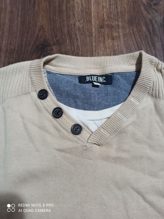 Sweter męski dekolt w serek beżowy rozmiar M