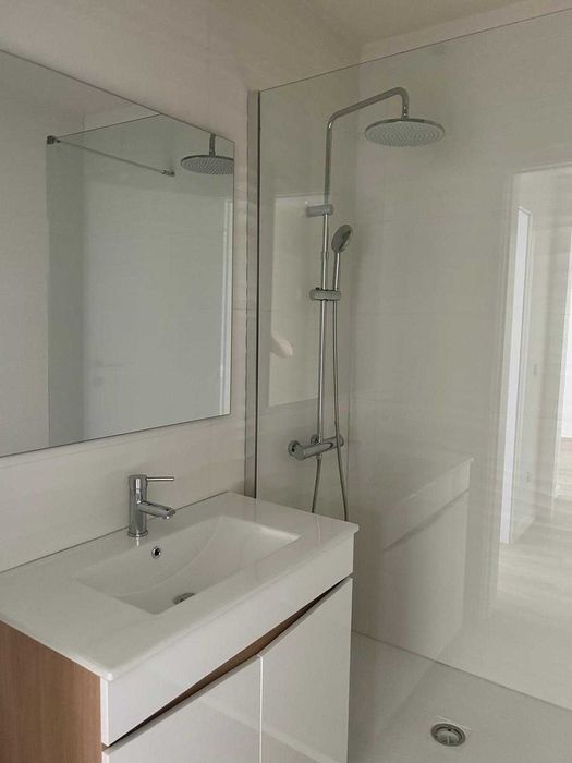 Moradia T2 Nova - Mirandela, em fase de Acabamentos