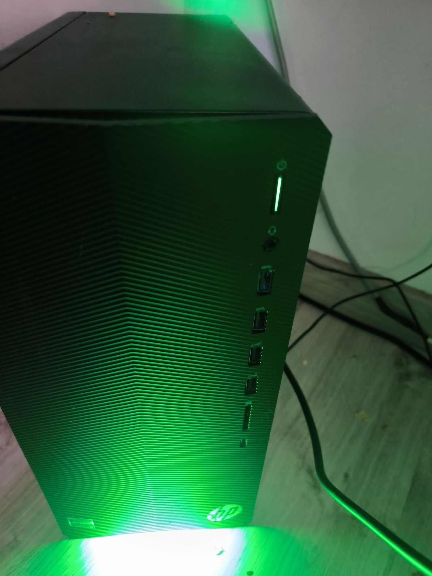 Komputer gamingowy RX 5600XT
