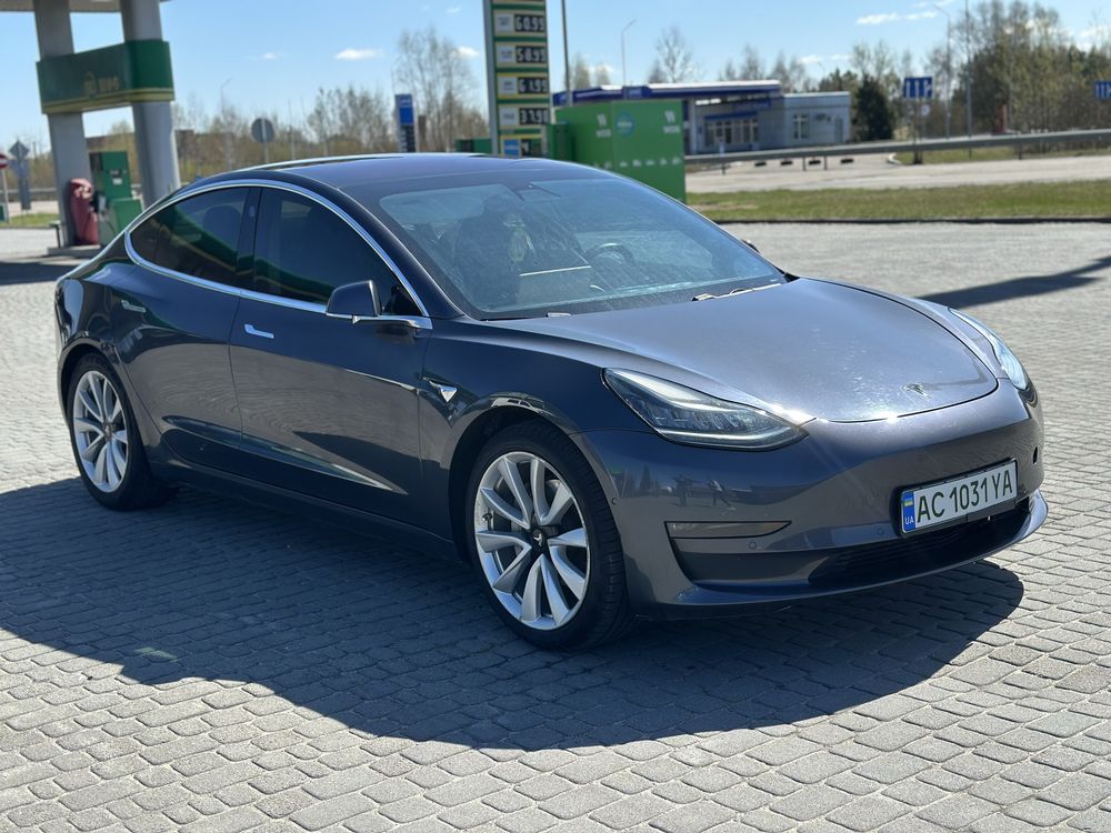 Tesla Model 3 2018 long Range 75