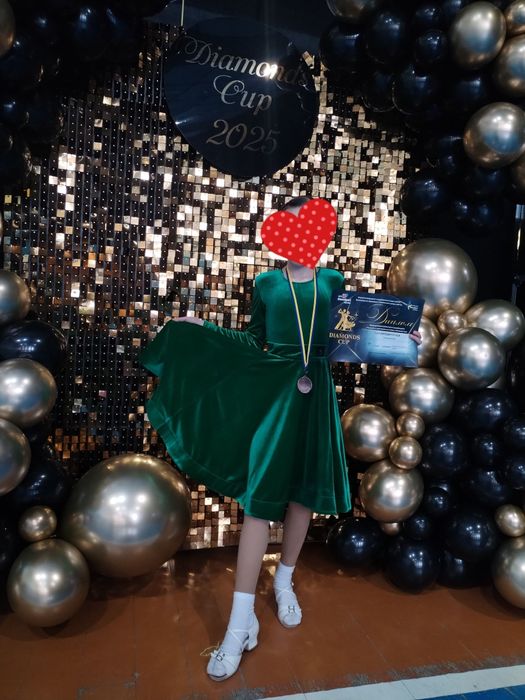 Сукня для бально спортивних танців.