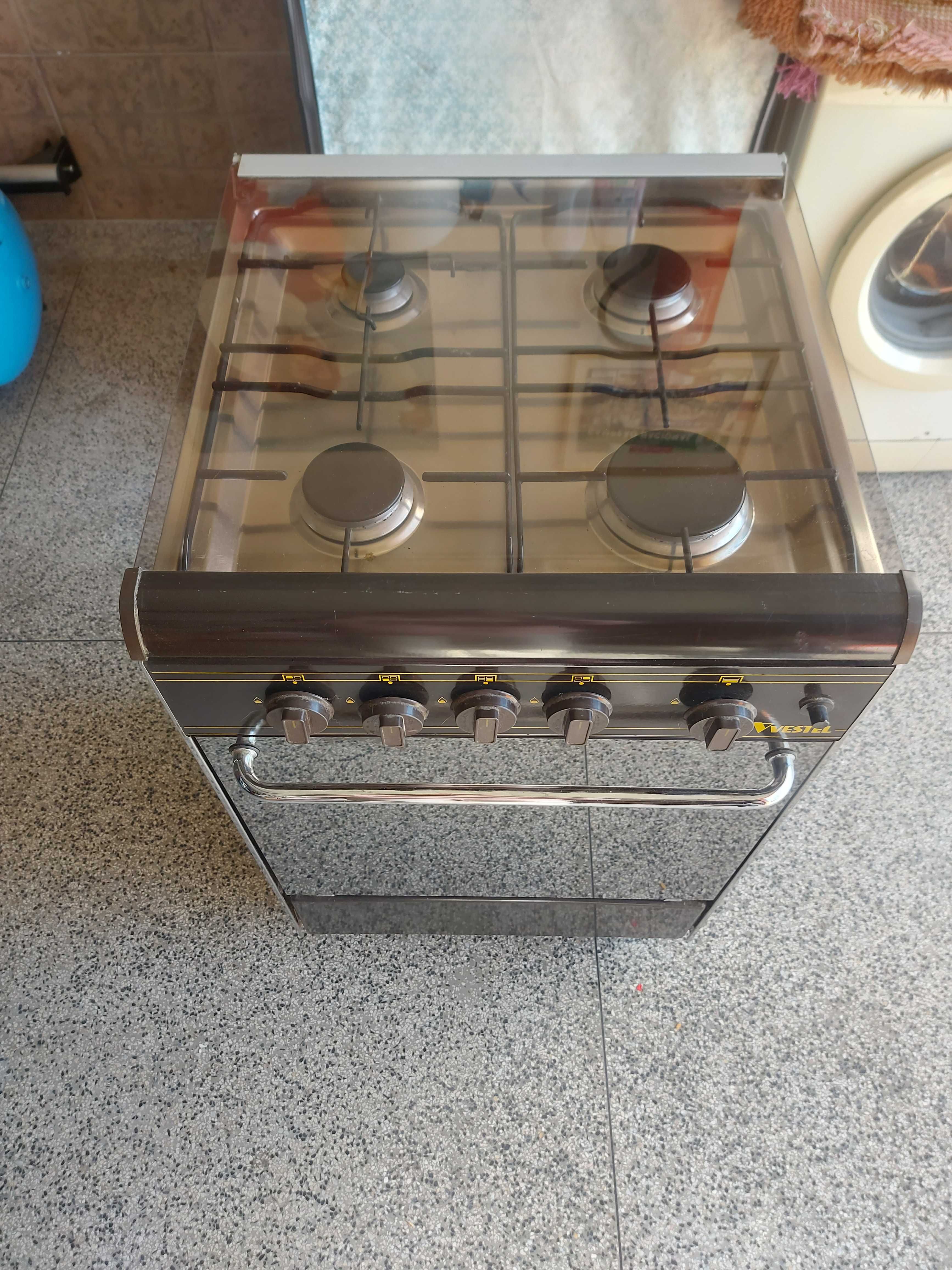 Fogão a gás com forno