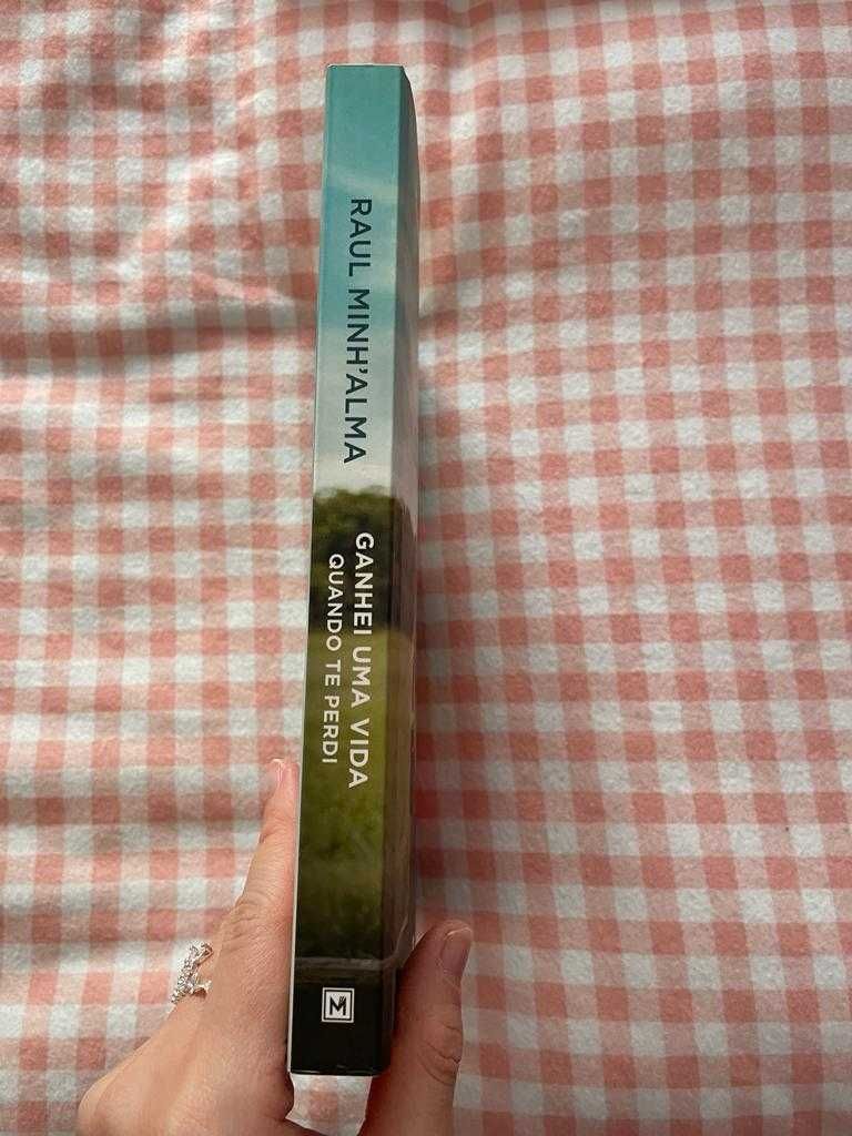Ganhei uma vida quando te perdi, de Raul Minh'alma