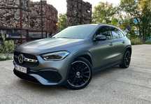 Mercedes-Benz GLA AMG line, szklany dach, kamery 360, MBUX, pakiet NIGHT