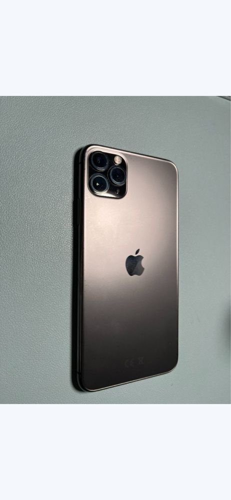 Używany Apple iPhone 11 pro max 512 gb